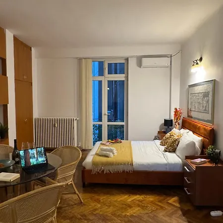 Cismigiu Garden Getaway Apartment