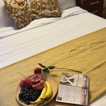 Cismigiu Garden Getaway Apartment *